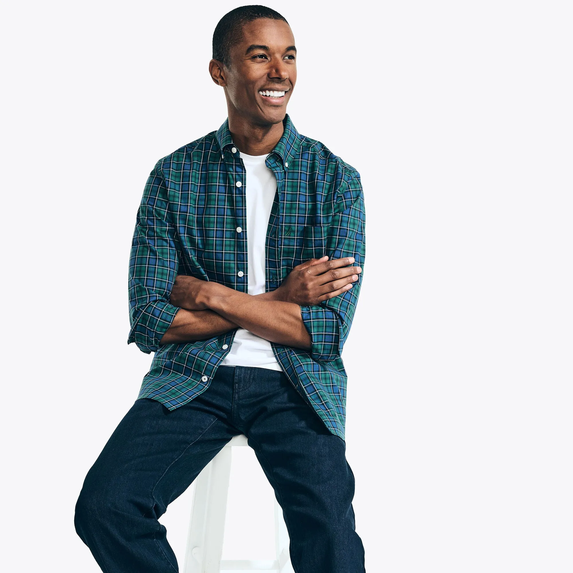Nautica Men's Wrinkle Resistant Plaid Wear to Work Shirt