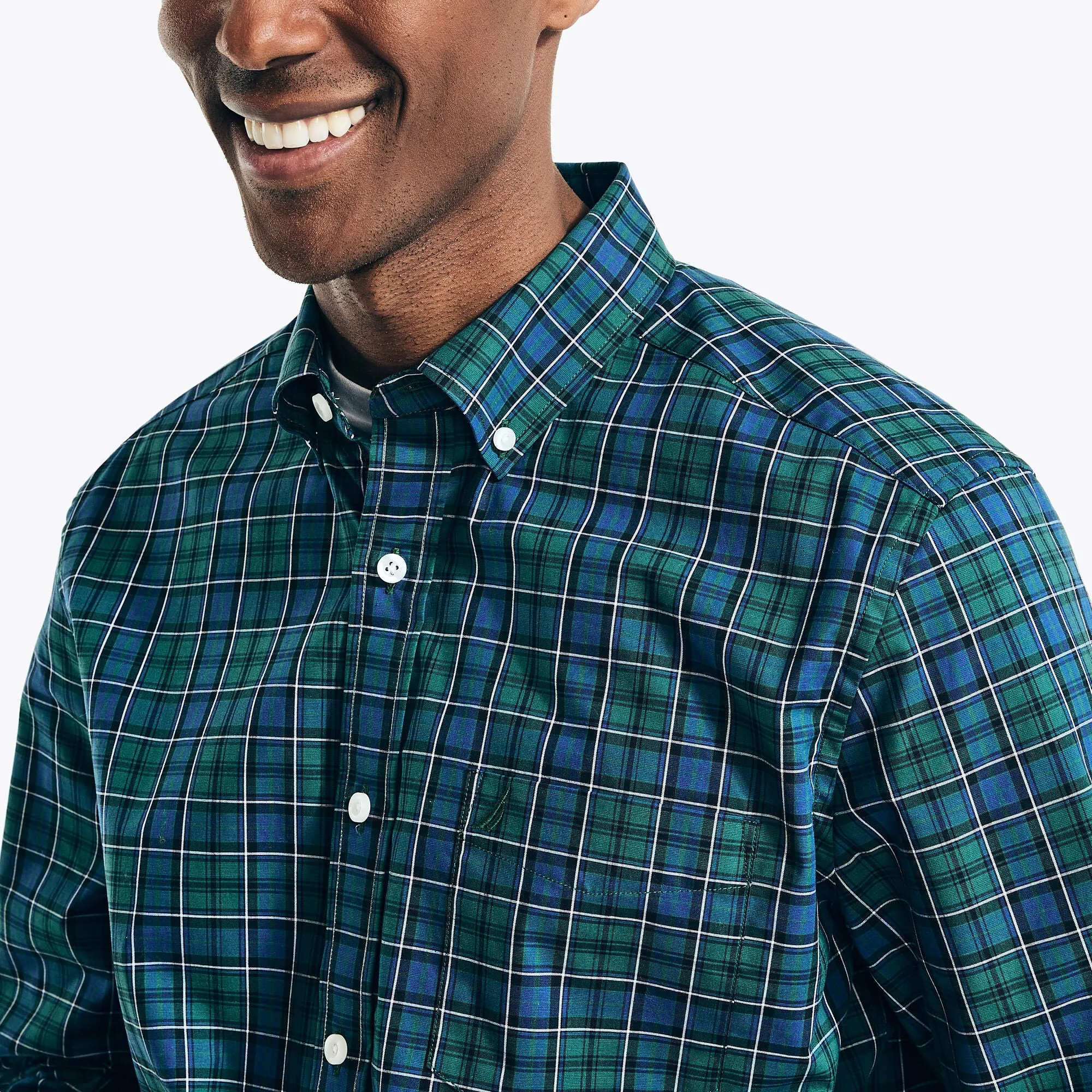 Nautica Men's Wrinkle Resistant Plaid Wear to Work Shirt