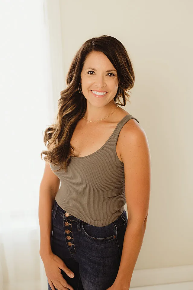 Stretchy Ribbed Tank Top