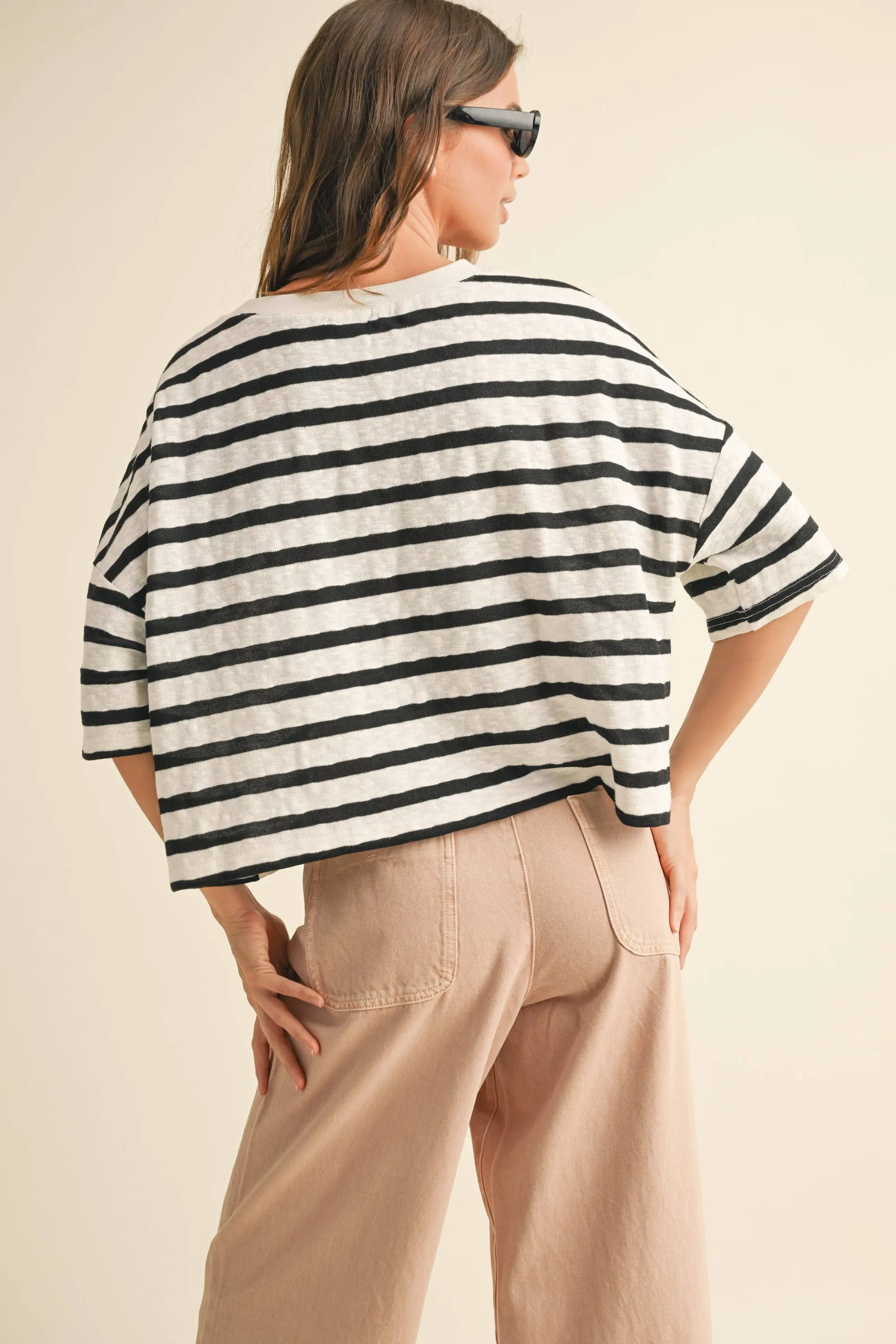 STRIPED SHORT SLEEVE TOP