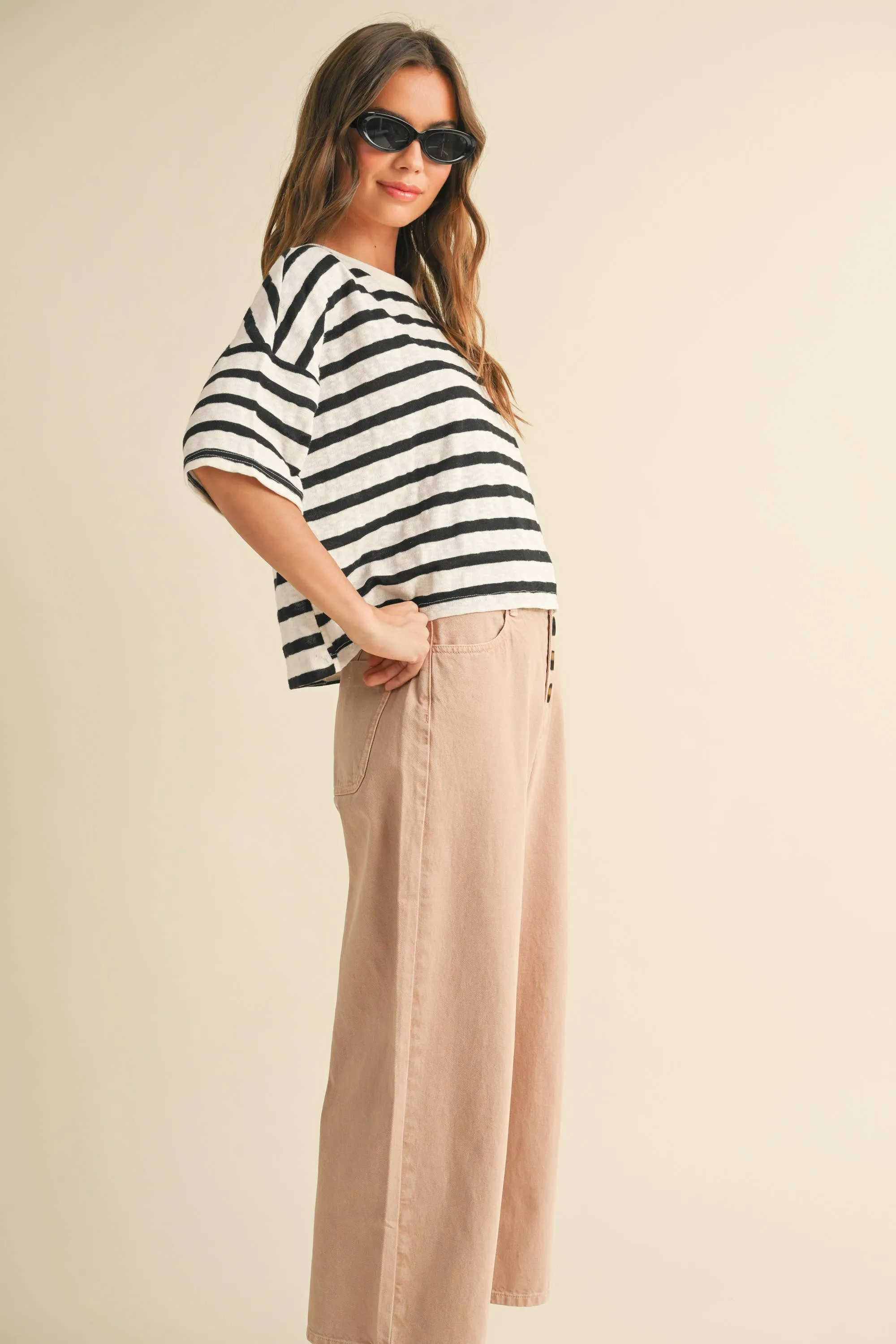 STRIPED SHORT SLEEVE TOP