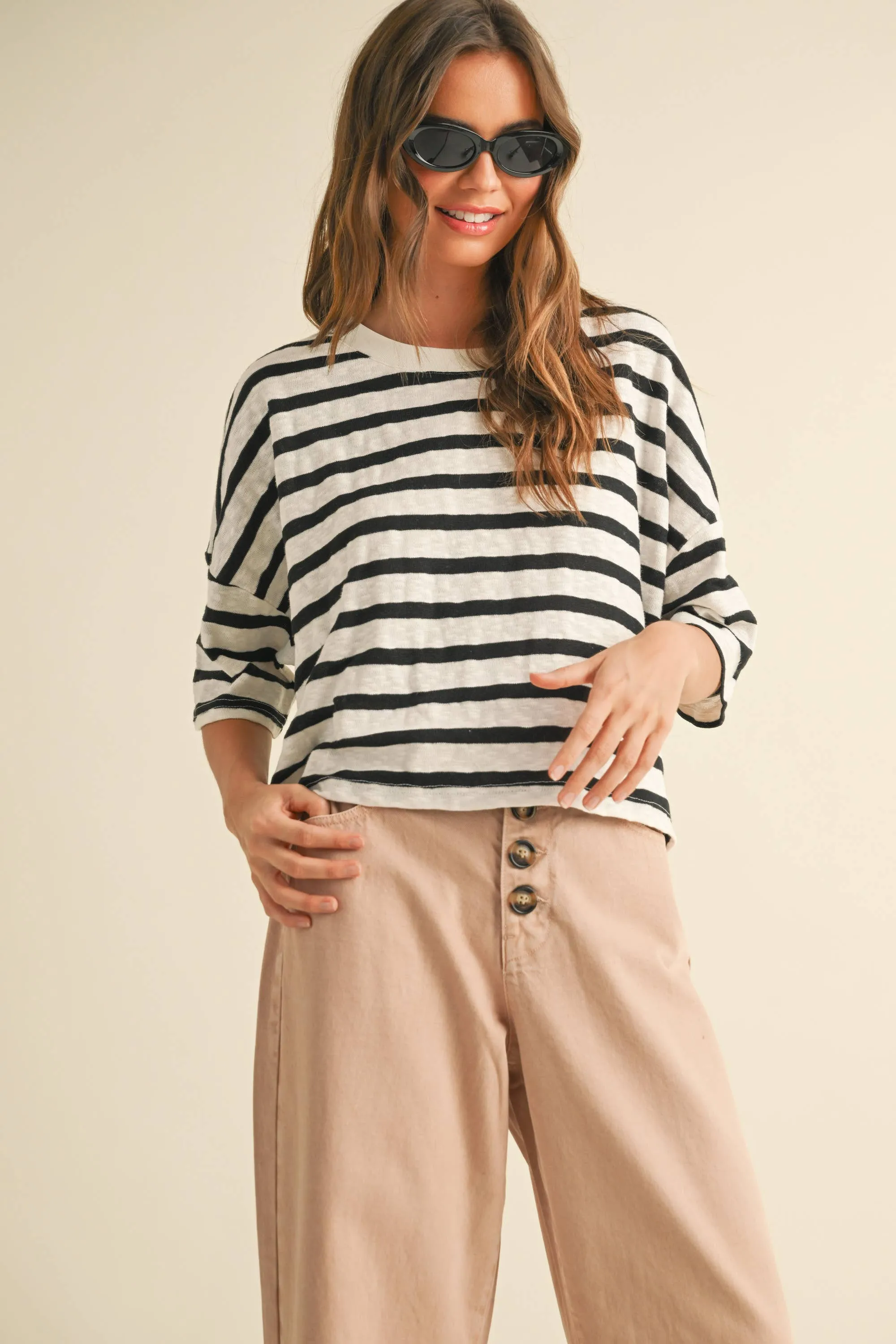 STRIPED SHORT SLEEVE TOP