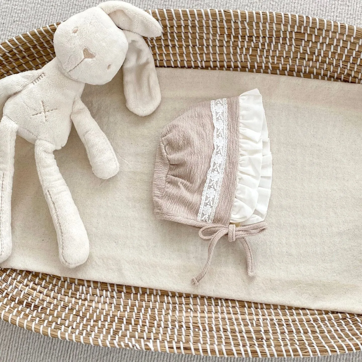Sweet Princess Lace Lace-up Baby Hat