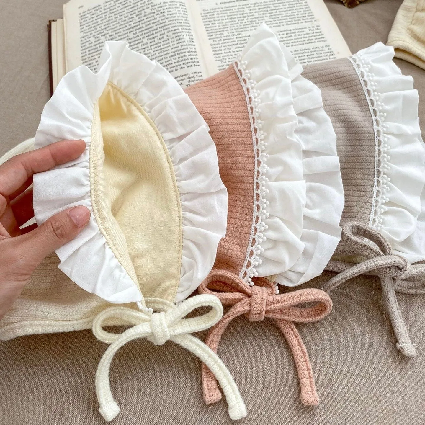 Sweet Princess Lace Lace-up Baby Hat