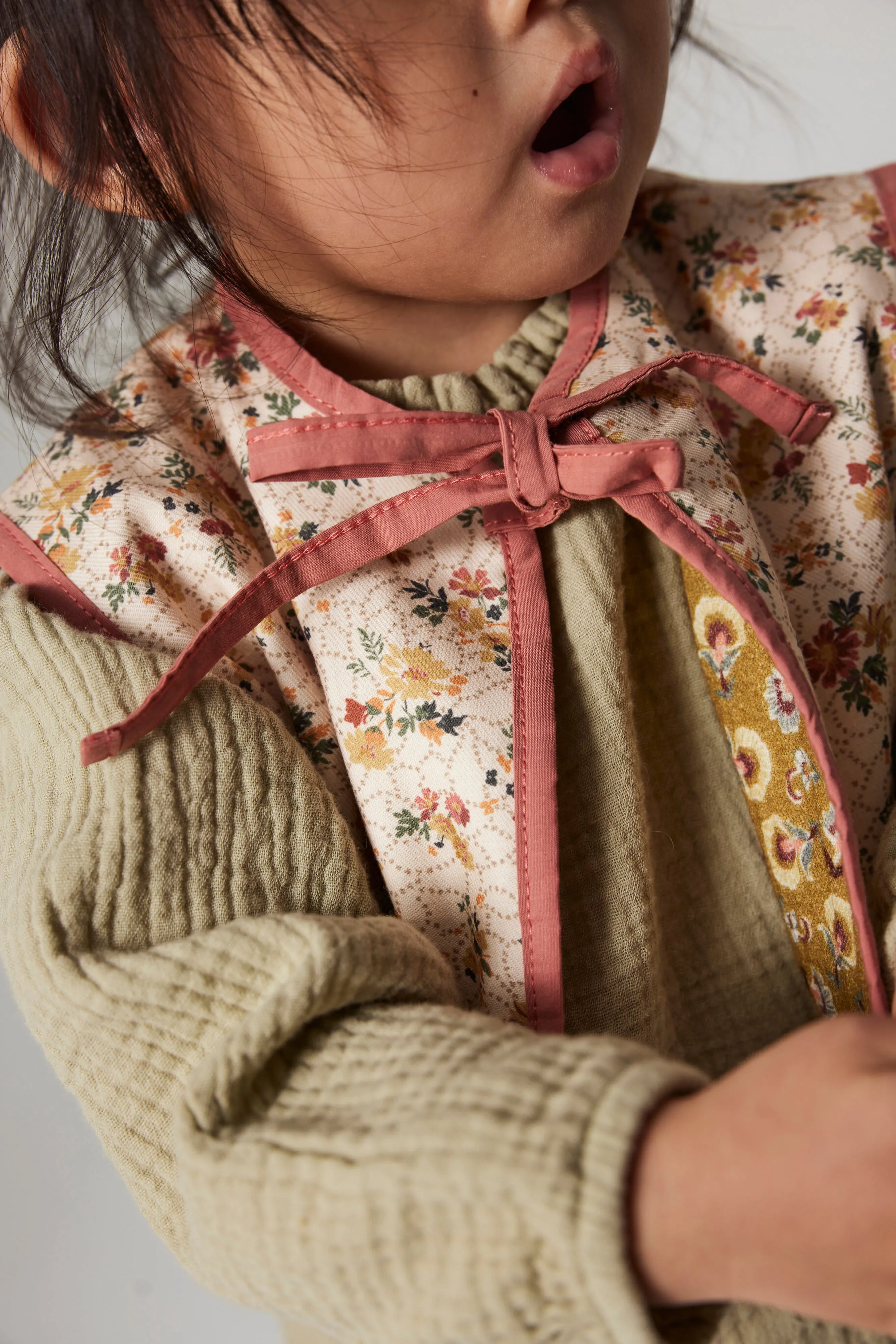 TEXTURED BABY BLOUSE