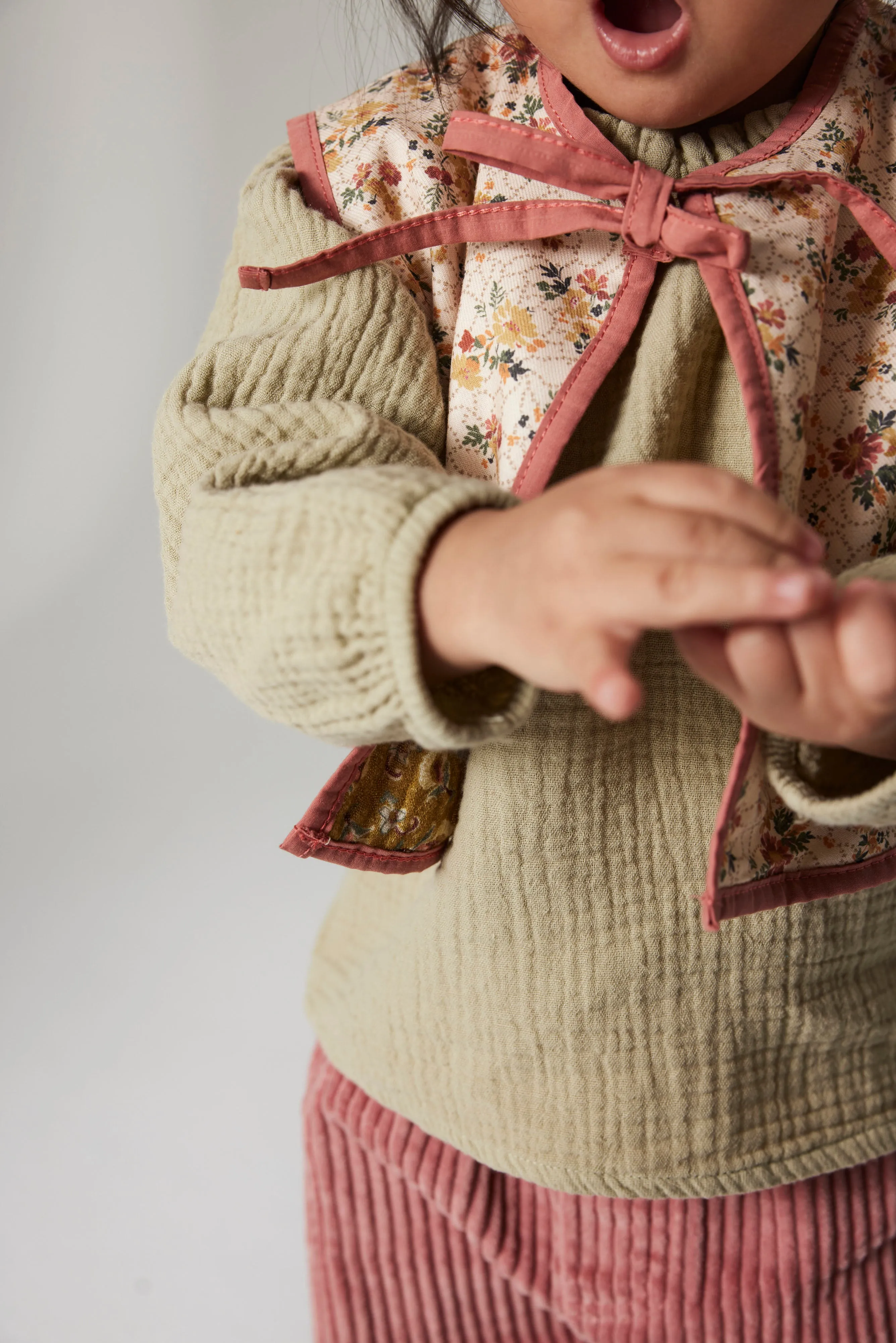 TEXTURED BABY BLOUSE